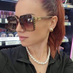 Γυναικεία μοντέρνα γυαλιά